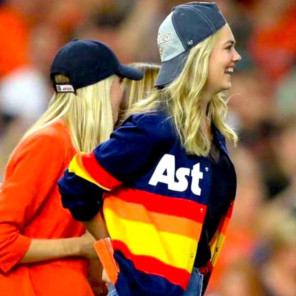 ⚾️ Kate Upton Astros Sweater 🥳